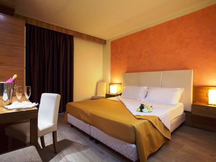 Standard double room hotel galilei**** pisa Standard double room hotel galilei**** pisa