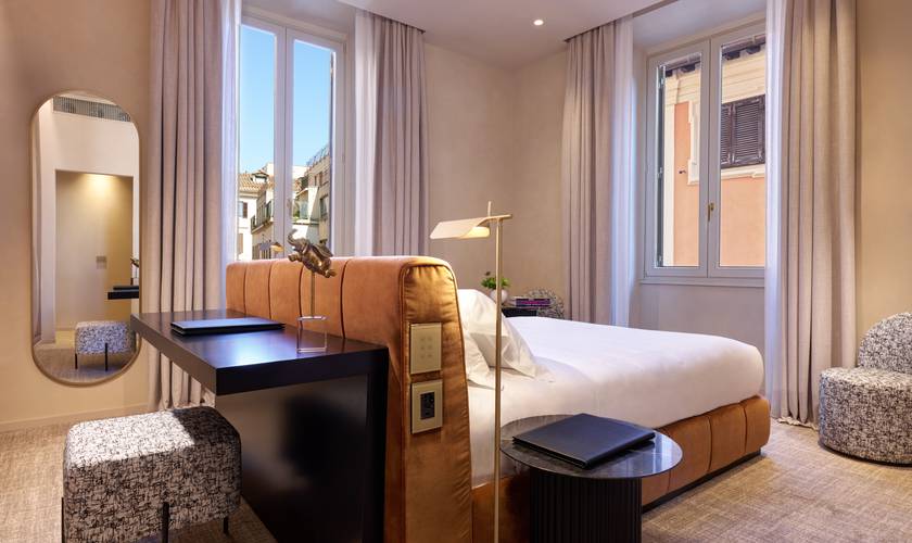 Trendy deluxe double room Borghese Contemporary Hotel**** ROME Trendy deluxe double room Borghese Contemporary Hotel**** ROME