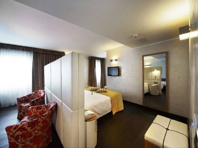 Junior suite hotel ambasciatori**** venezia-mestre Junior suite hotel ambasciatori**** venezia-mestre