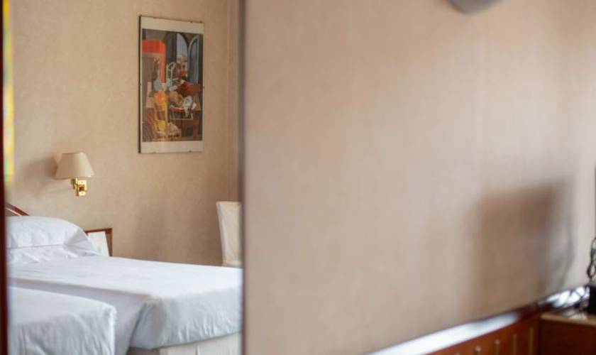 Standard twin room Hotel Excelsior San Marco**** BERGAMO Standard twin room Hotel Excelsior San Marco**** BERGAMO
