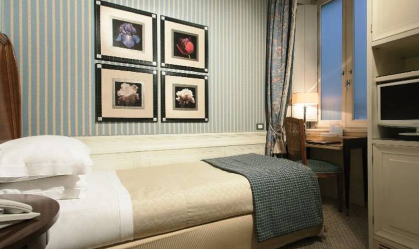 Classic single room Hotel Stendhal**** ROME Classic single room Hotel Stendhal**** ROME
