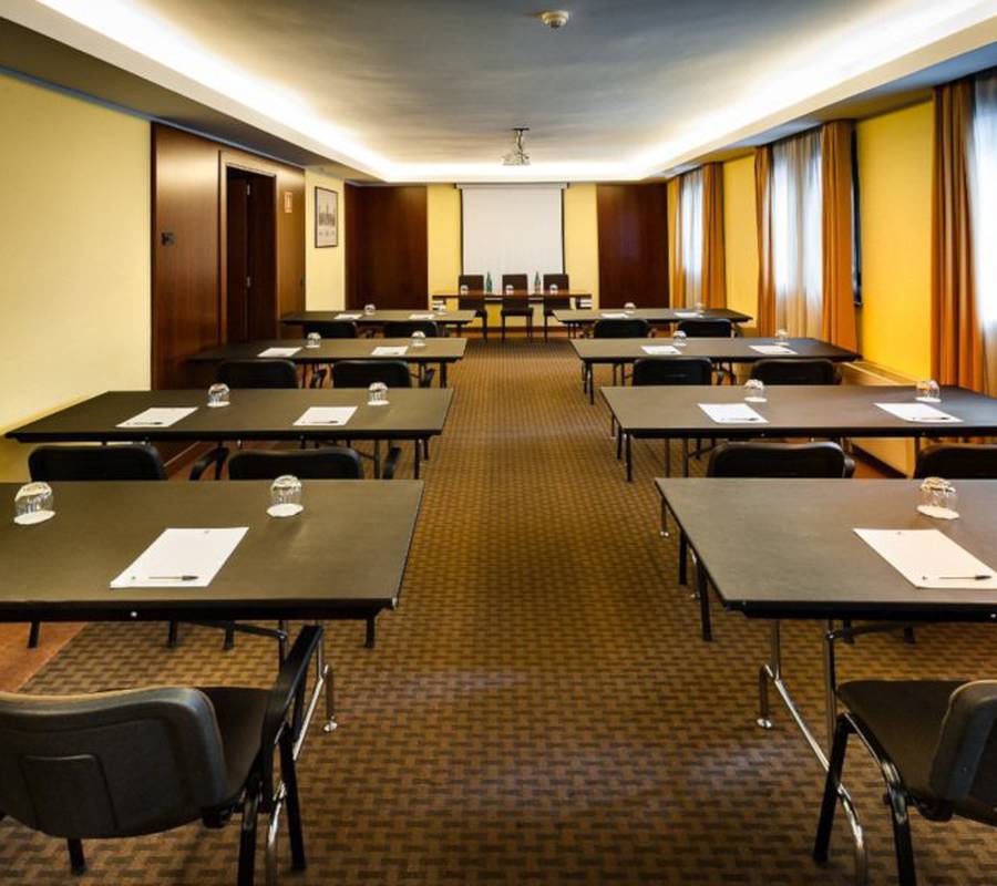 Sala vanvitelli Hotel Dei Cavalieri Caserta**** CASERTA Sala vanvitelli Hotel Dei Cavalieri Caserta**** CASERTA
