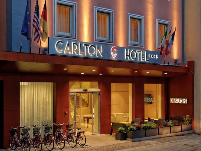 Ingresso Hotel Carlton*** FERRARA