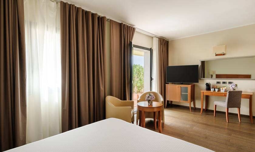 Junior suite Hotel Dei Cavalieri Caserta**** CASERTA Junior suite Hotel Dei Cavalieri Caserta**** CASERTA
