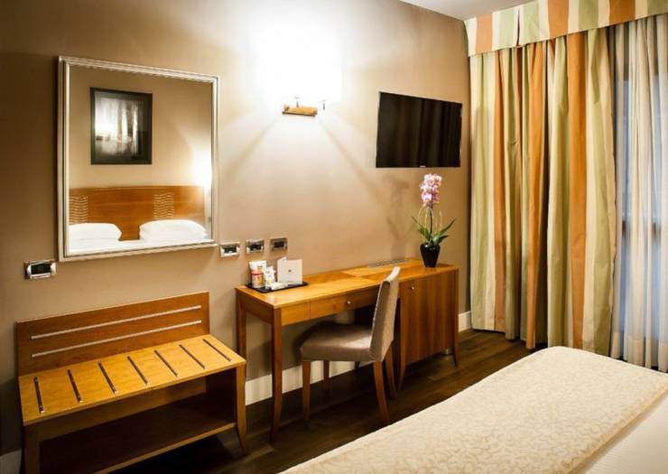 Superior double room Hotel Dei Cavalieri Caserta**** CASERTA Superior double room Hotel Dei Cavalieri Caserta**** CASERTA