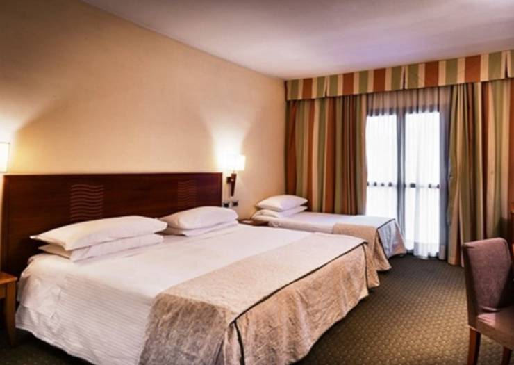 Business triple room Hotel Dei Cavalieri Caserta**** CASERTA