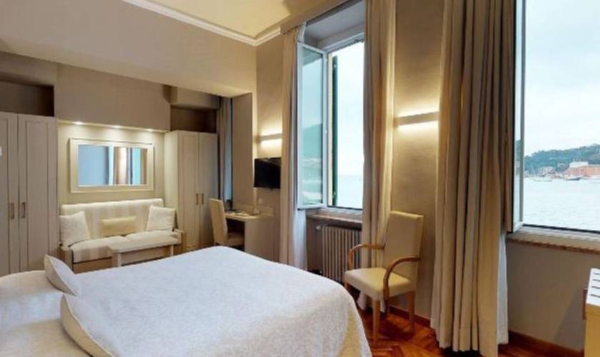 Junior suite for 3 people Hotel Metropole & Santa Margherita**** SANTA MARGHERITA LIGURE