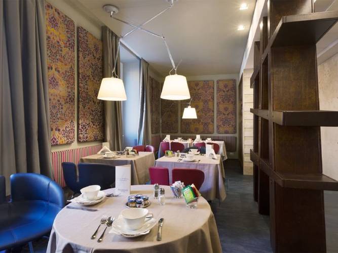 Colazione a buffet Stendhal Luxury Suites**** ROMA