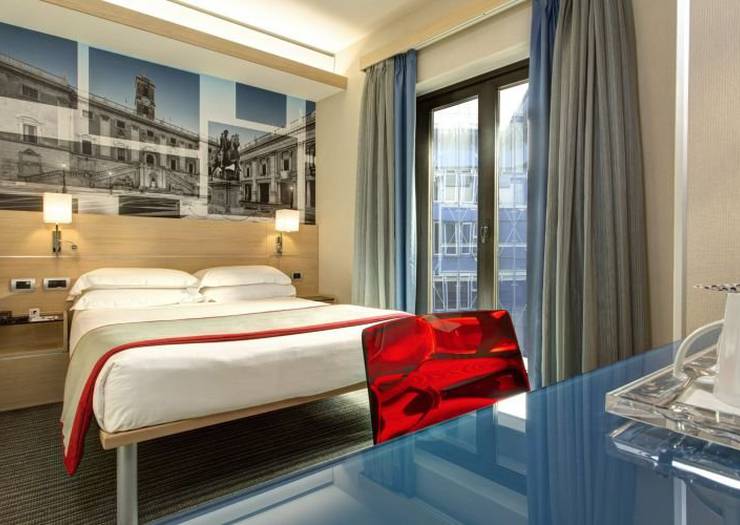 Small double room IQ Hotel Roma****  ROME