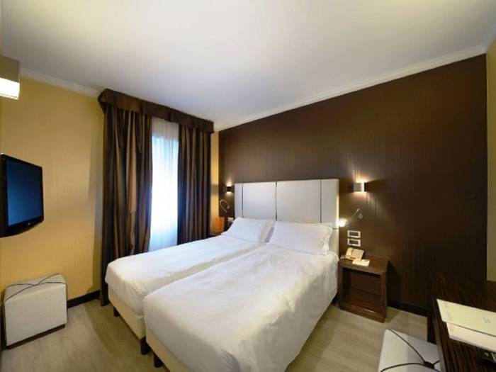 Twin room hotel ambasciatori**** venezia-mestre Twin room hotel ambasciatori**** venezia-mestre