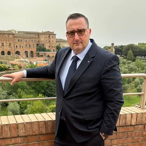 BENIAMINO TOMASONI ELETTO NUOVO PRESIDENTE DI SPACE HOTELS Space Hotels BENIAMINO TOMASONI ELETTO NUOVO PRESIDENTE DI SPACE HOTELS Space Hotels
