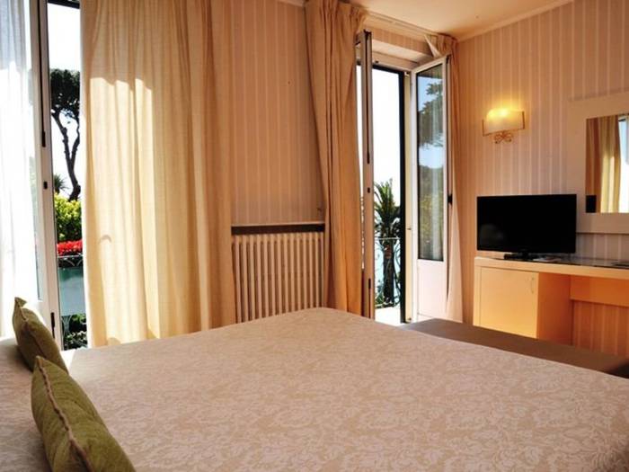 Double room with garden-sea view hotel metropole & santa margherita**** santa margherita ligure Double room with garden-sea view hotel metropole & santa margherita**** santa margherita ligure