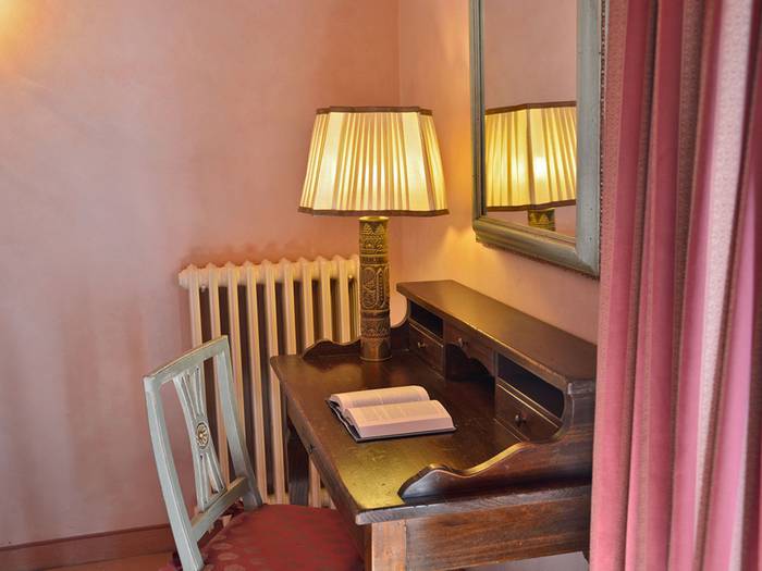 Classic room eith double or twin beds hotel boccaccio**** pisa-calcinaia Classic room eith double or twin beds hotel boccaccio**** pisa-calcinaia