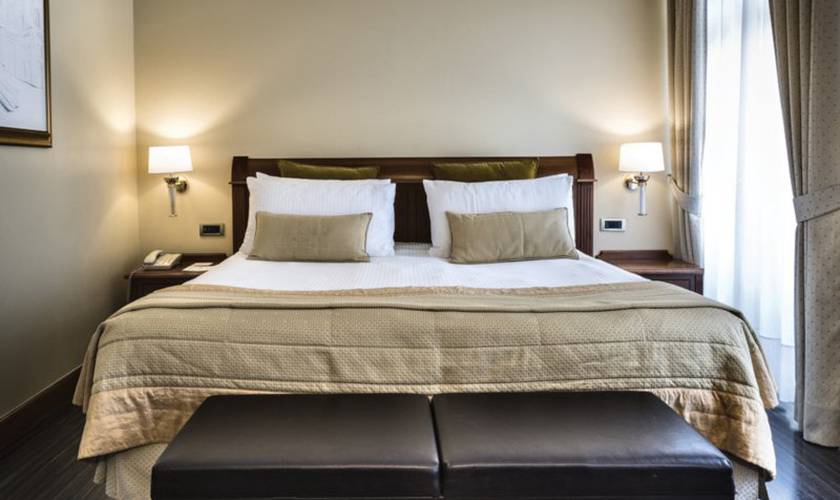 Executive double room or twin Hotel Dei Cavalieri Milano Duomo**** MILAN Executive double room or twin Hotel Dei Cavalieri Milano Duomo**** MILAN