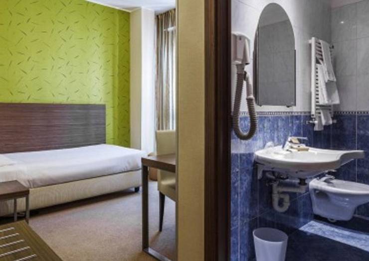 Camera premium singola Hotel Des Etrangers*** MILANO Camera premium singola Hotel Des Etrangers*** MILANO