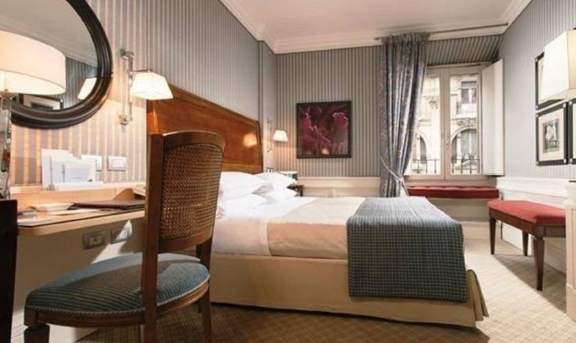 Superior double for single use Hotel Stendhal**** ROME