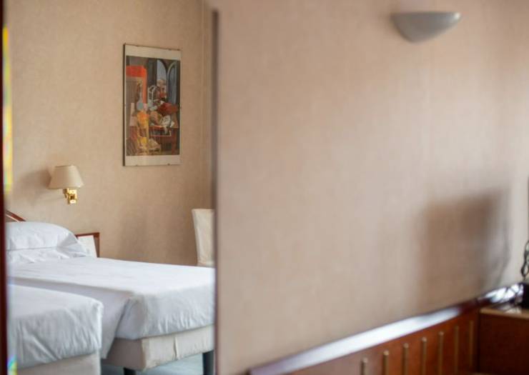 Standard twin room Hotel Excelsior San Marco**** BERGAMO Standard twin room Hotel Excelsior San Marco**** BERGAMO