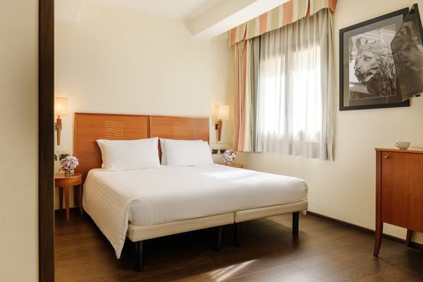 Business triple room Hotel Dei Cavalieri Caserta**** in CASERTA