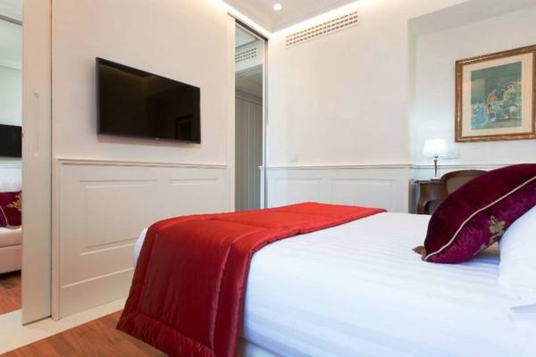 Superior triple room Hotel Degli Artisti**** in ROME