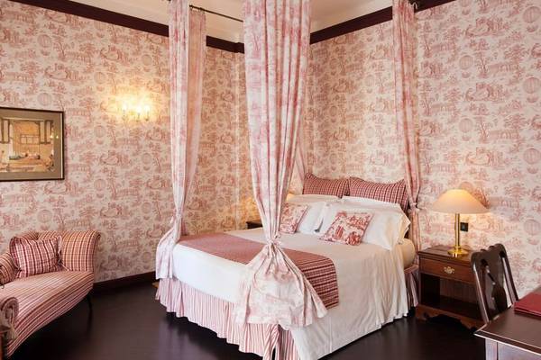 Classic Queen single room french bed Hotel Victoria**** in TURIN