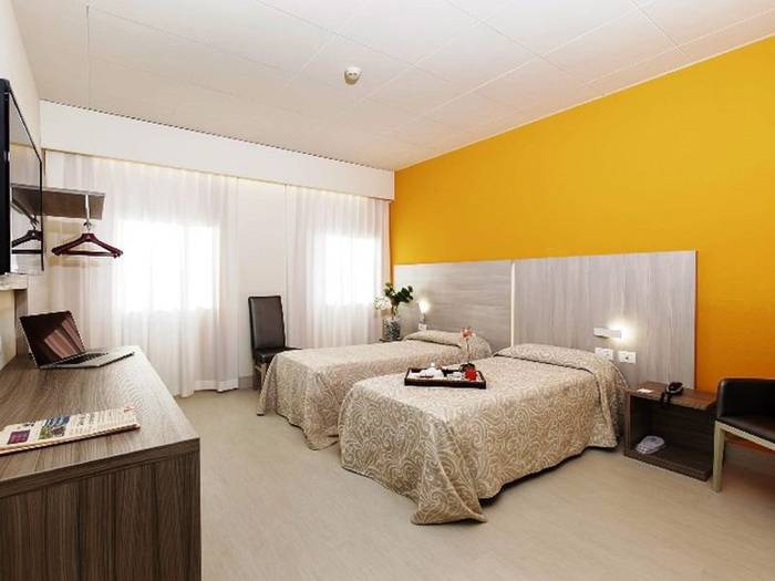 Small room with double or twin beds Alfa Fiera Hotel**** VICENZA Small room with double or twin beds Alfa Fiera Hotel**** VICENZA