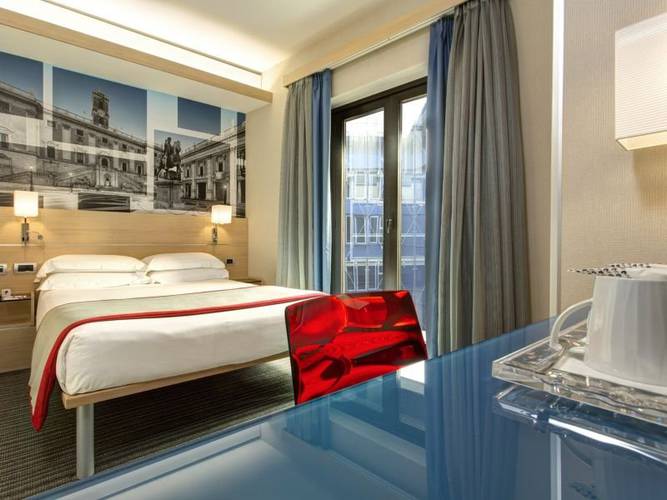 Deluxe room IQ Hotel Roma****  ROME