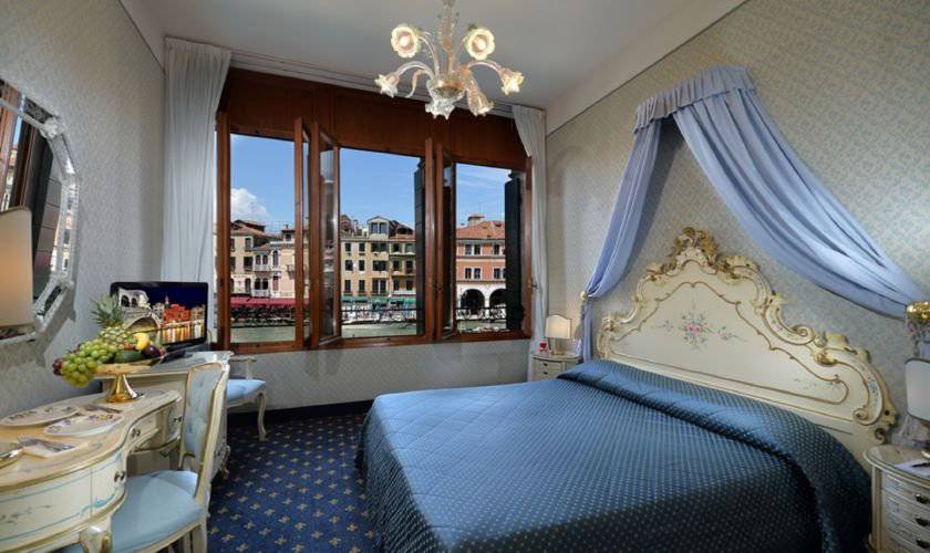 Deluxe double room with view Hotel Rialto**** VENICE Deluxe double room with view Hotel Rialto**** VENICE