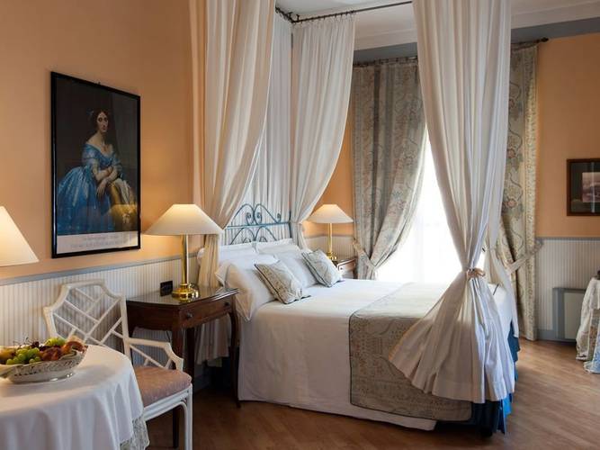 Deluxe double room hotel victoria**** turin Deluxe double room hotel victoria**** turin