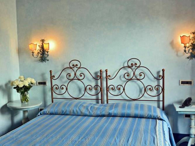 Comfort double room calamidoro hotel**** pisa-calcinaia Comfort double room calamidoro hotel**** pisa-calcinaia