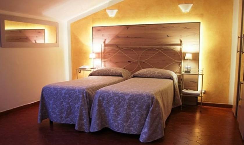Camera matrimoniale Hotel Italia*** VERONA Camera matrimoniale Hotel Italia*** VERONA