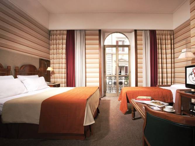 Triple room Hotel Mascagni**** ROME