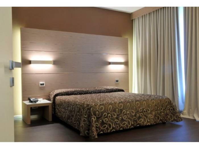 Camera superior matrimoniale hotel federico ii**** ancona-jesi Camera superior matrimoniale hotel federico ii**** ancona-jesi