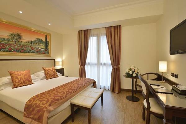 Classic double room Hotel Athena**** in SIENA