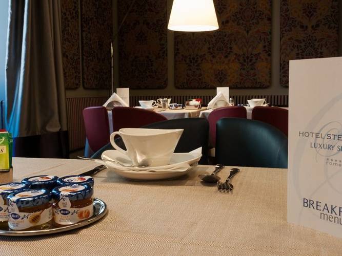 Colazione a buffet Stendhal Luxury Suites**** ROMA