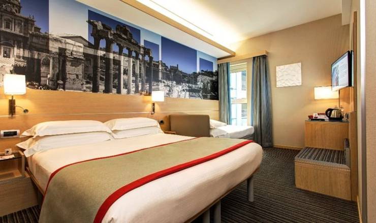 Triple room IQ Hotel Roma**** ROME Triple room IQ Hotel Roma**** ROME