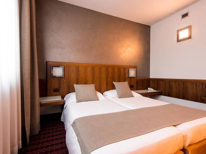 Twin room first hotel malpensa**** milano-malpensa Twin room first hotel malpensa**** milano-malpensa