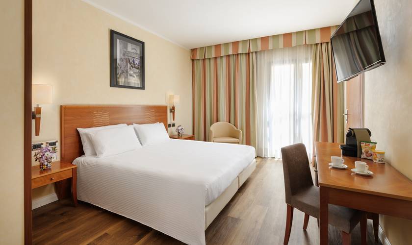 Camera classic matrimoniale Hotel Dei Cavalieri Caserta**** CASERTA