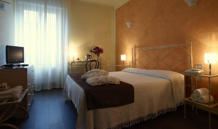 Superior  double room Hotel Italia*** VERONA