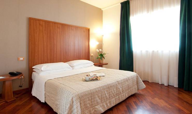 Business double room regiohotel manfredi**** manfredonia Business double room regiohotel manfredi**** manfredonia