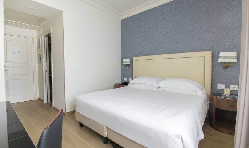 Queen room Hotel Excelsior San Marco**** BERGAMO Queen room Hotel Excelsior San Marco**** BERGAMO