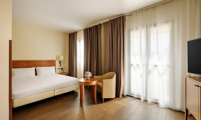 Junior suite Hotel Dei Cavalieri Caserta**** CASERTA Junior suite Hotel Dei Cavalieri Caserta**** CASERTA