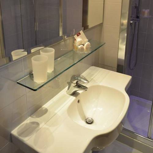 Superior double room Hotel Gran Duca di York*** MILAN Superior double room Hotel Gran Duca di York*** MILAN