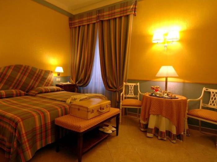 Classic twin room hotel victoria**** turin Classic twin room hotel victoria**** turin