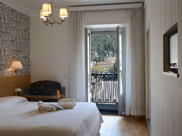 Standard double room Hotel Metropole & Suisse Au Lac**** COMO