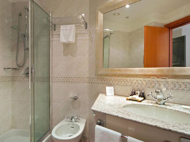 Superior double room hotel ambasciatori rimini**** Superior double room hotel ambasciatori rimini****