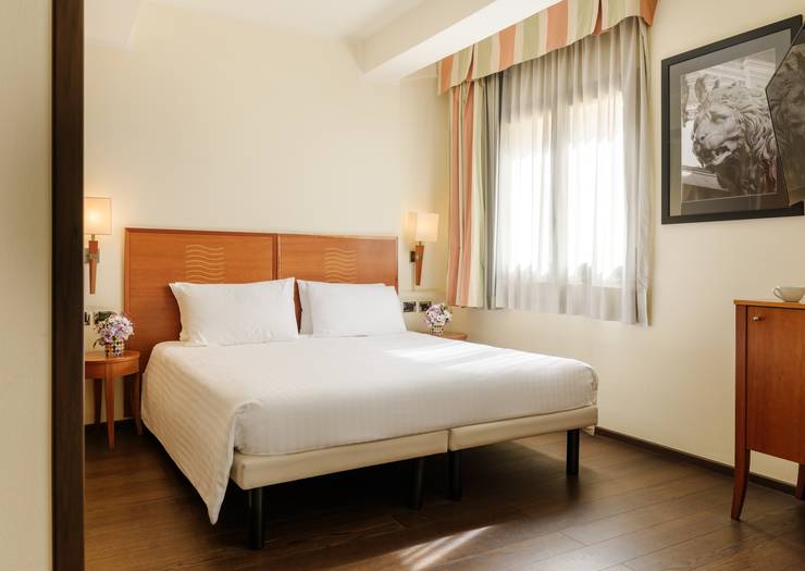 Camera business tripla Hotel Dei Cavalieri Caserta**** CASERTA