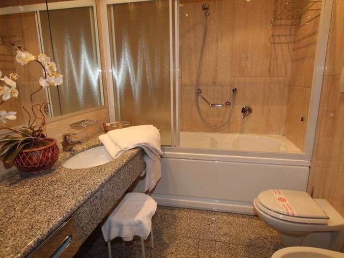 Superior room with double or twin beds Alfa Fiera Hotel**** VICENZA Superior room with double or twin beds Alfa Fiera Hotel**** VICENZA