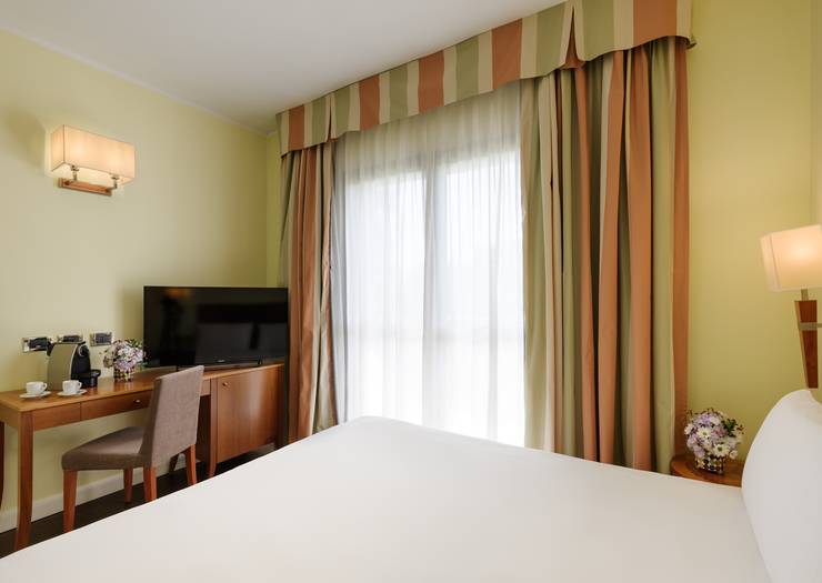 Camera classic matrimoniale Hotel Dei Cavalieri Caserta**** CASERTA