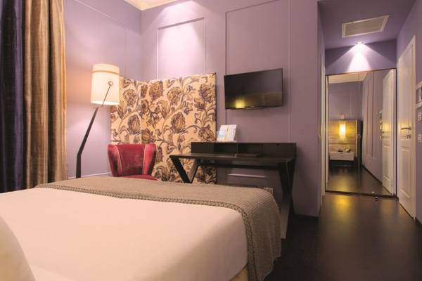 Camera deluxe doppia uso singola Stendhal Luxury Suites**** a ROMA