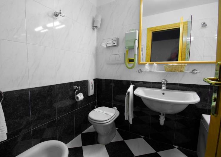 Deluxe double room Hotel Excelsior San Marco**** BERGAMO Deluxe double room Hotel Excelsior San Marco**** BERGAMO